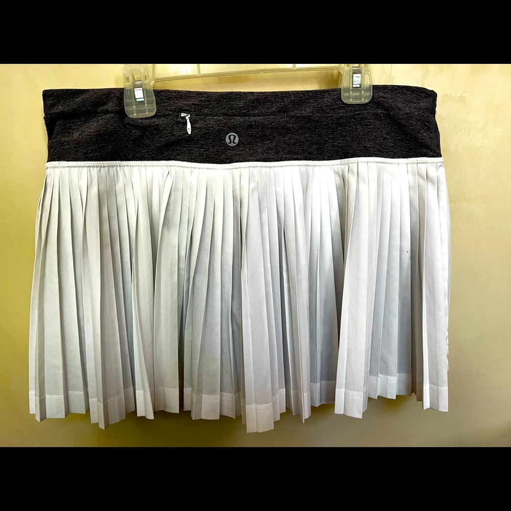 Lululemon skirt